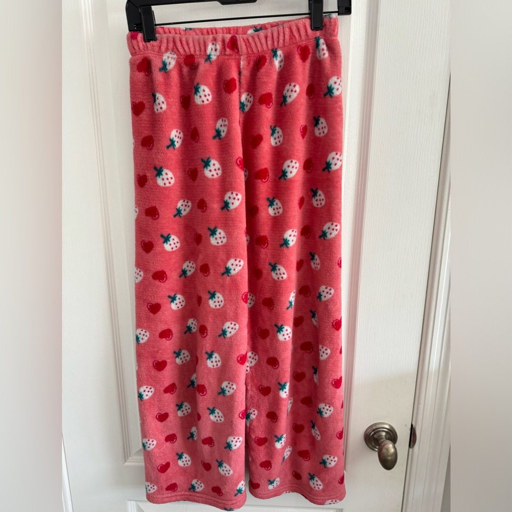 Strawberry and Hearts Pink Fleece Pajama Bottoms Women/Teen/Tween Size Small